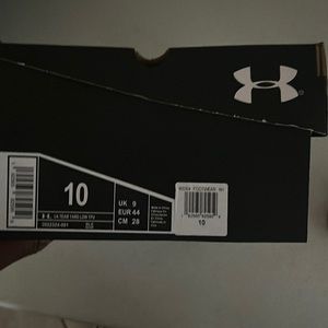 New men’s football cleats